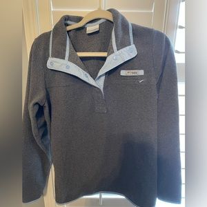 Women’s medium Columbia pullover